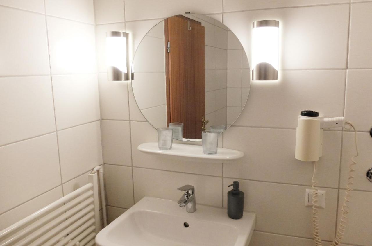 Hotel Calenberger Hof Wennigsen Eksteriør bilde