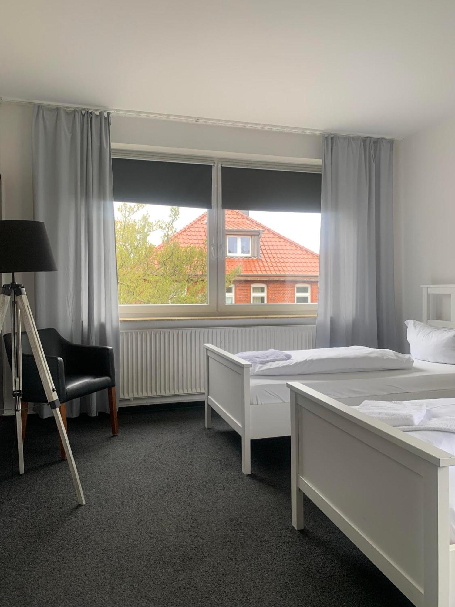 Hotel Calenberger Hof Wennigsen Eksteriør bilde